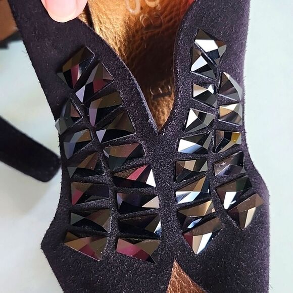 Pedro Garcial Heels - Picture 9 of 13